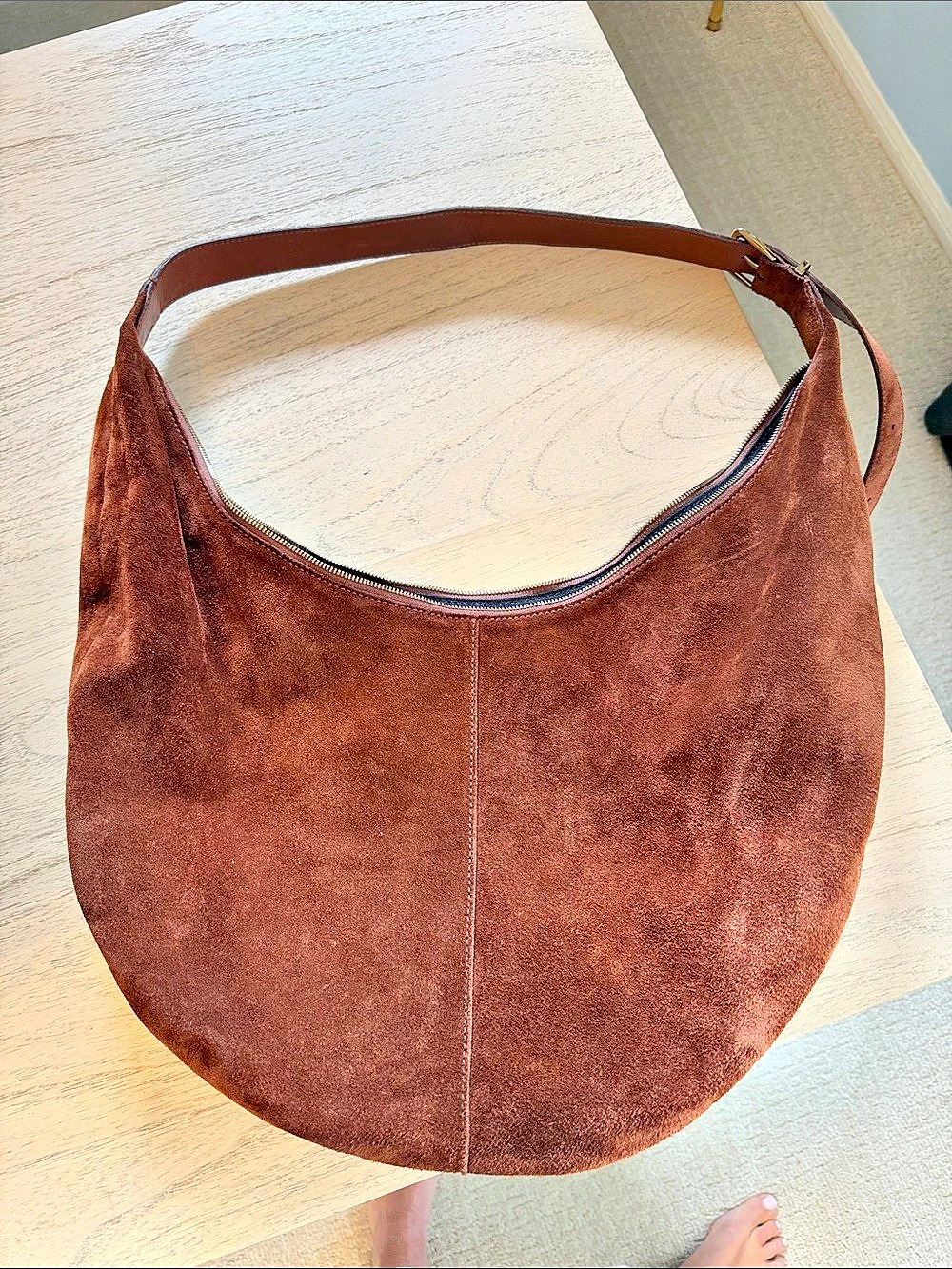 Madewell Essentials Crescent Sling Bag in Suede Brown Hobo Bag - Picture 2 of 3